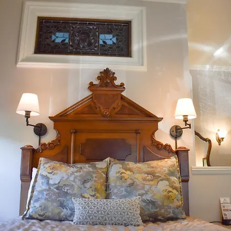 Mccall House Boutique Hotel-3